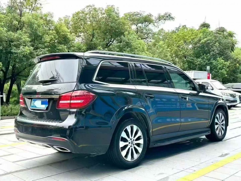 广州17年奔驰GLS7