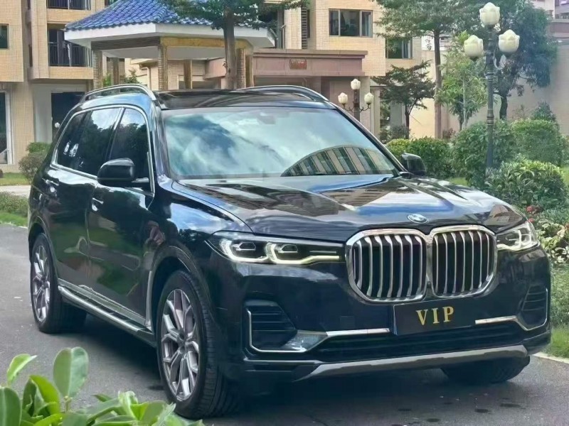 广州21年宝马X73