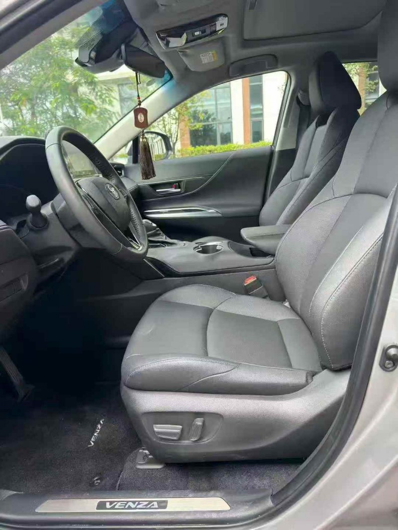 广州23年丰田威飒4