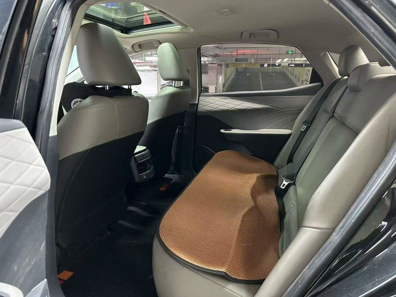 成都24年丰田BZ3Pro5