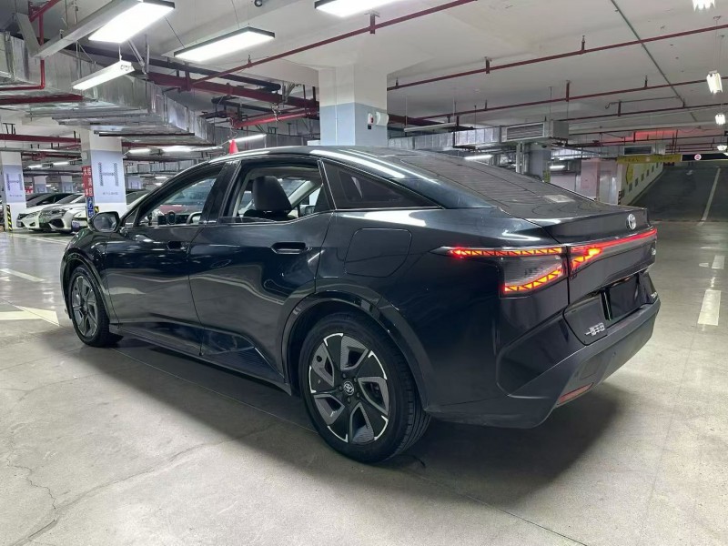 成都24年丰田BZ3Pro9