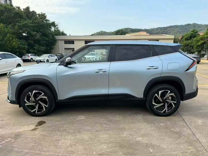 广州23年吉利博越2