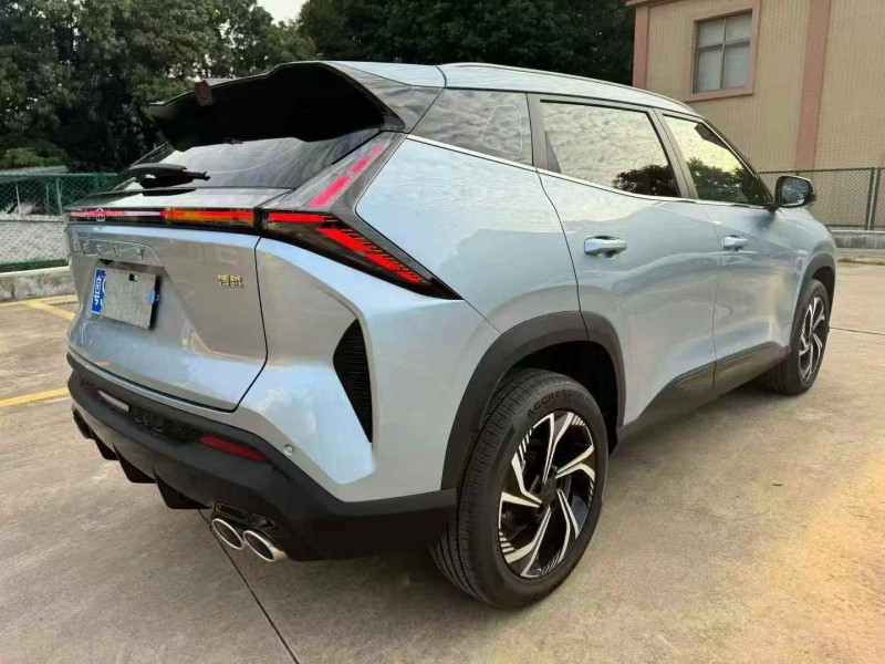 广州23年吉利博越5