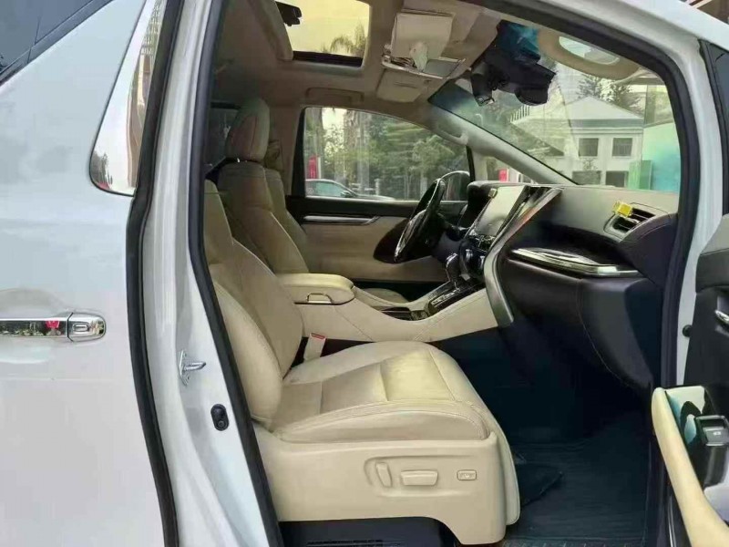 广州20年丰田埃尔法4