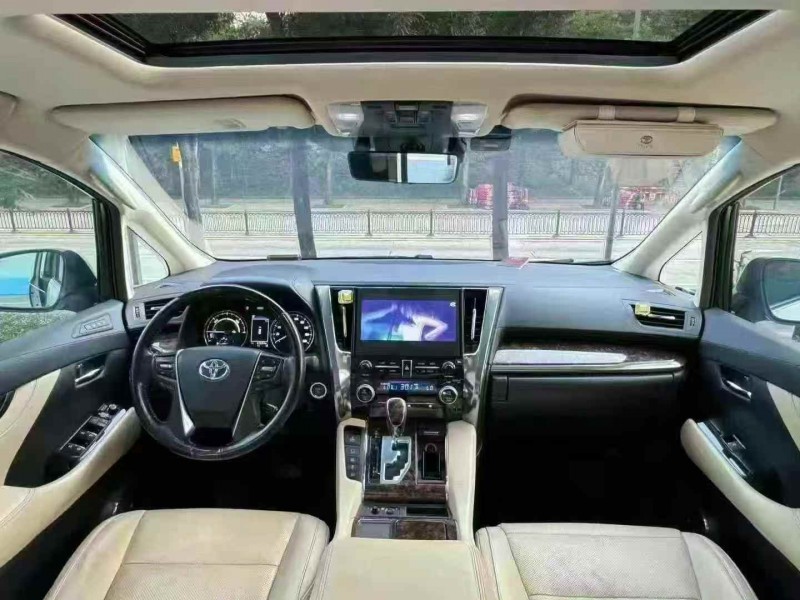 广州20年丰田埃尔法5