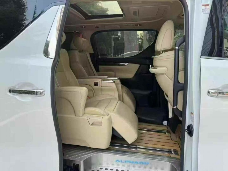 广州20年丰田埃尔法6