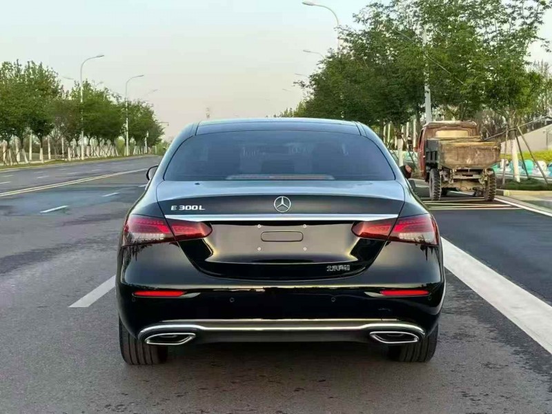 咸阳23年奔驰E8