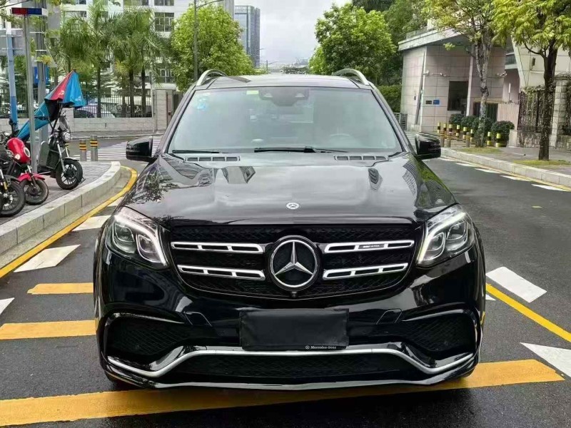 广州19年奔驰GLS1