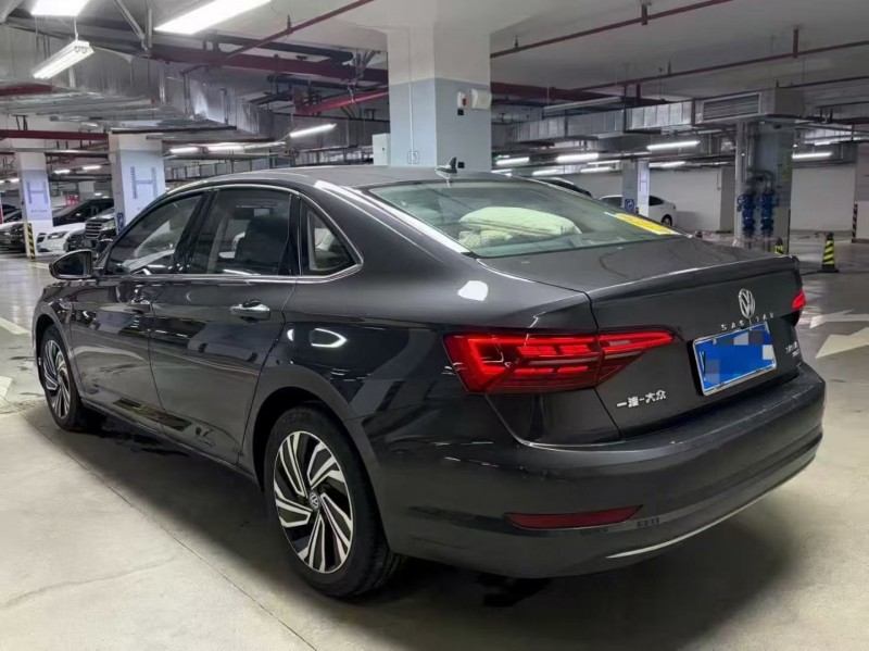 成都21年大众速腾8