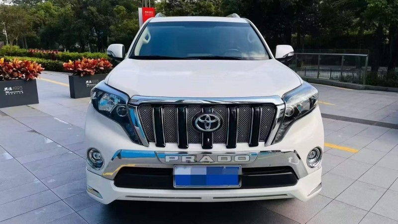 广州17年丰田普拉多1