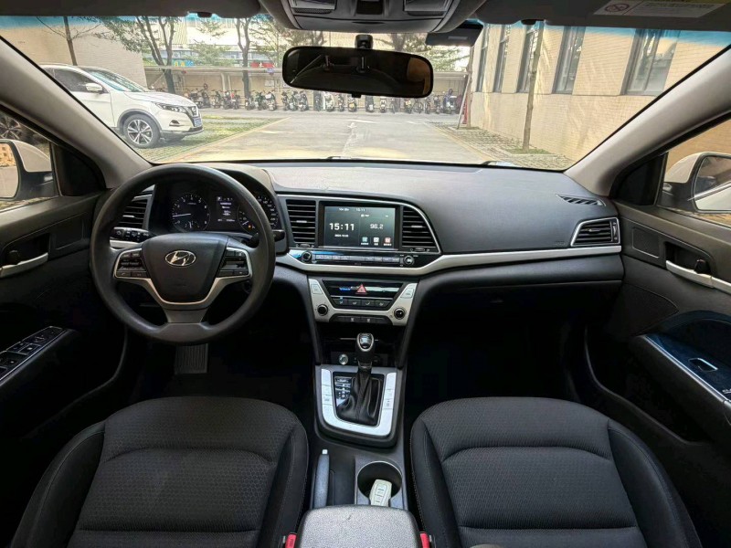 佛山18年现代领动6