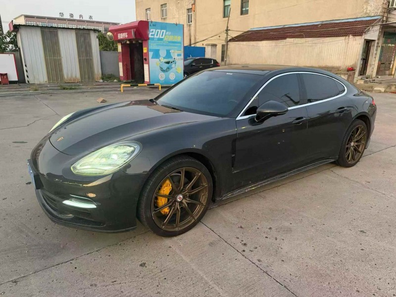 常州19年保时捷帕拉梅拉2