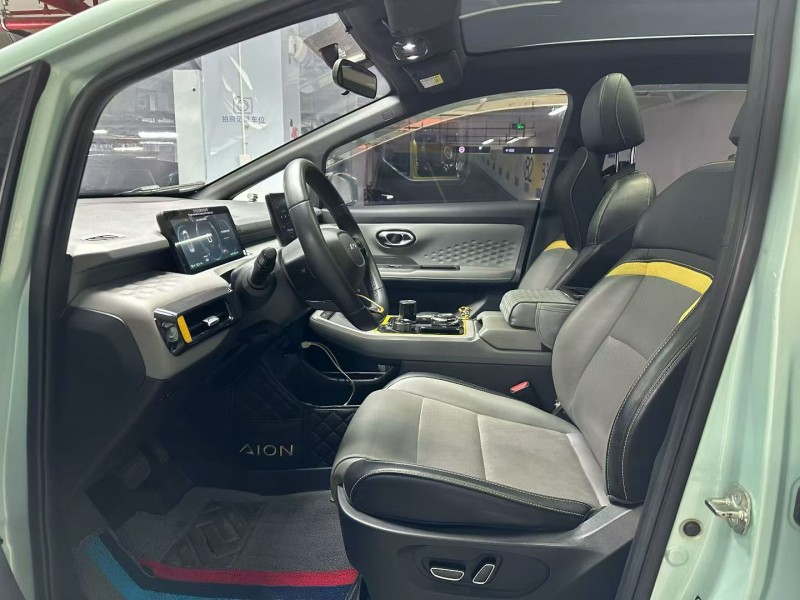 成都22年传祺埃安Y3