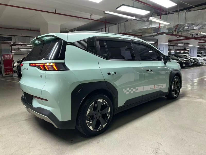 成都22年传祺埃安Y8