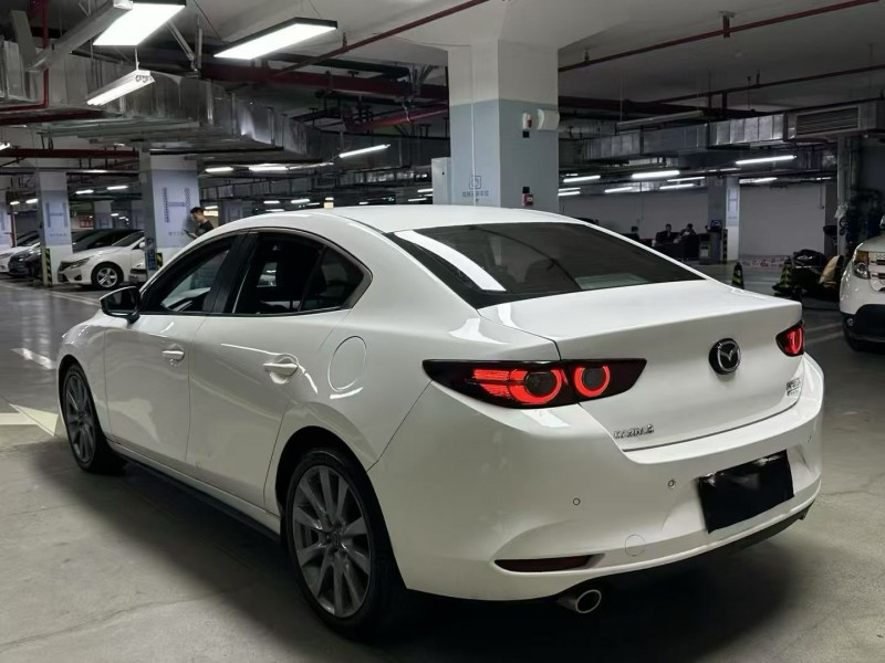 成都21年马自达昂克赛拉3