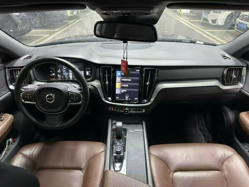 成都22年沃尔沃S60L6