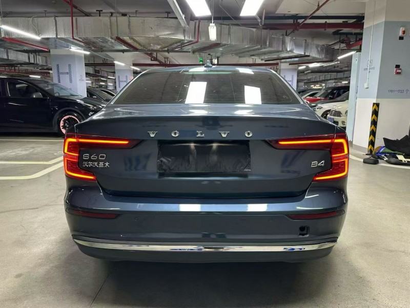成都22年沃尔沃S60L7