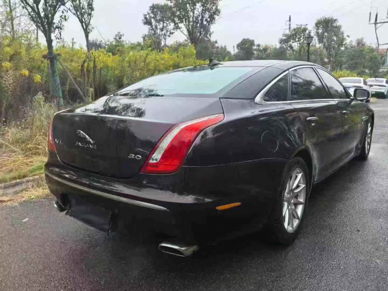 宜昌16年捷豹XJL7