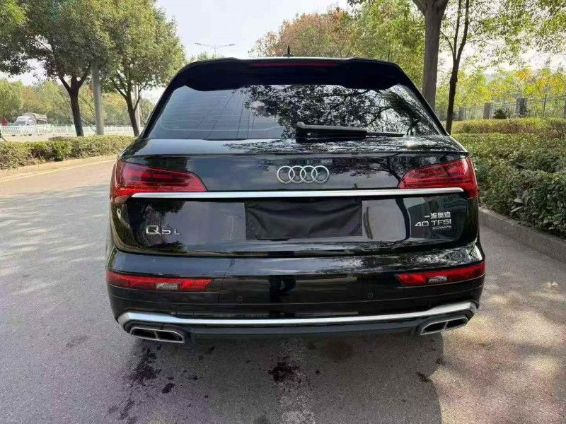 武汉23年奥迪Q57