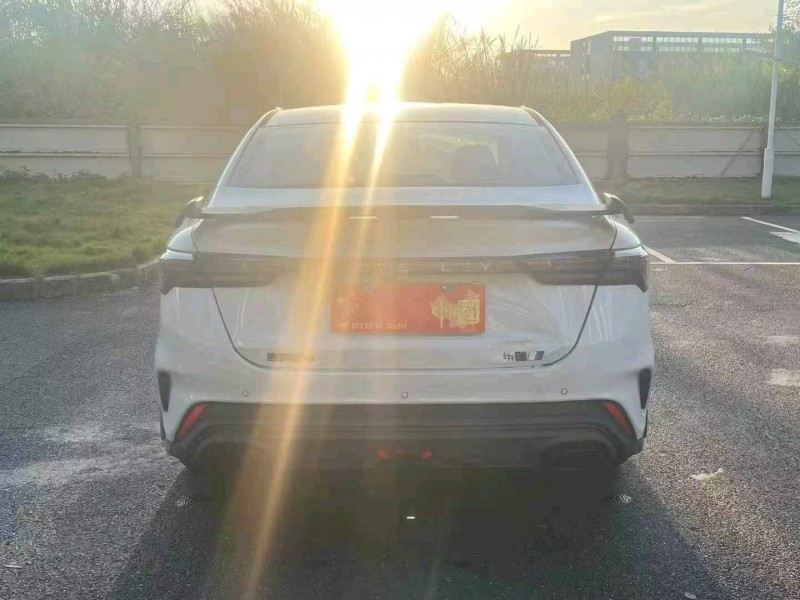 广州23年吉利缤瑞4