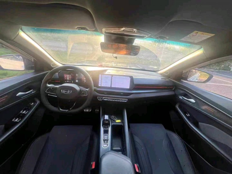 广州23年吉利缤瑞9