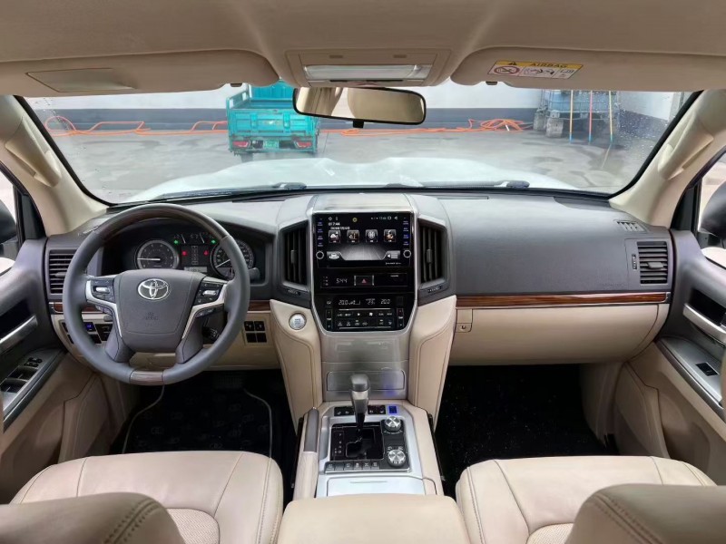 唐山19年丰田兰德酷路泽4