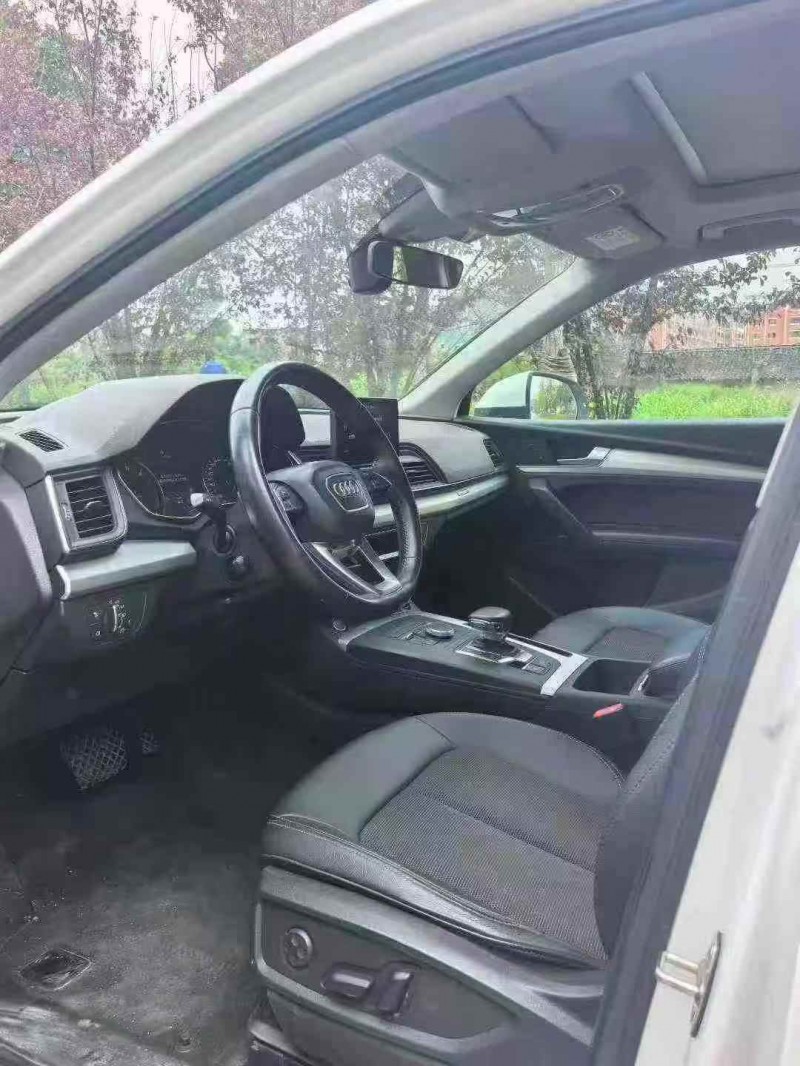 黄石20年奥迪Q55