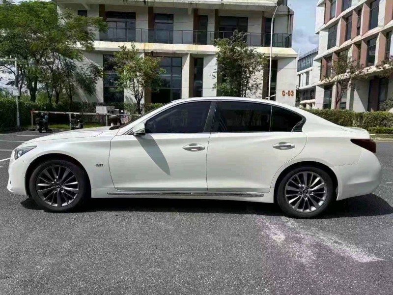 广州18年英菲尼迪Q503