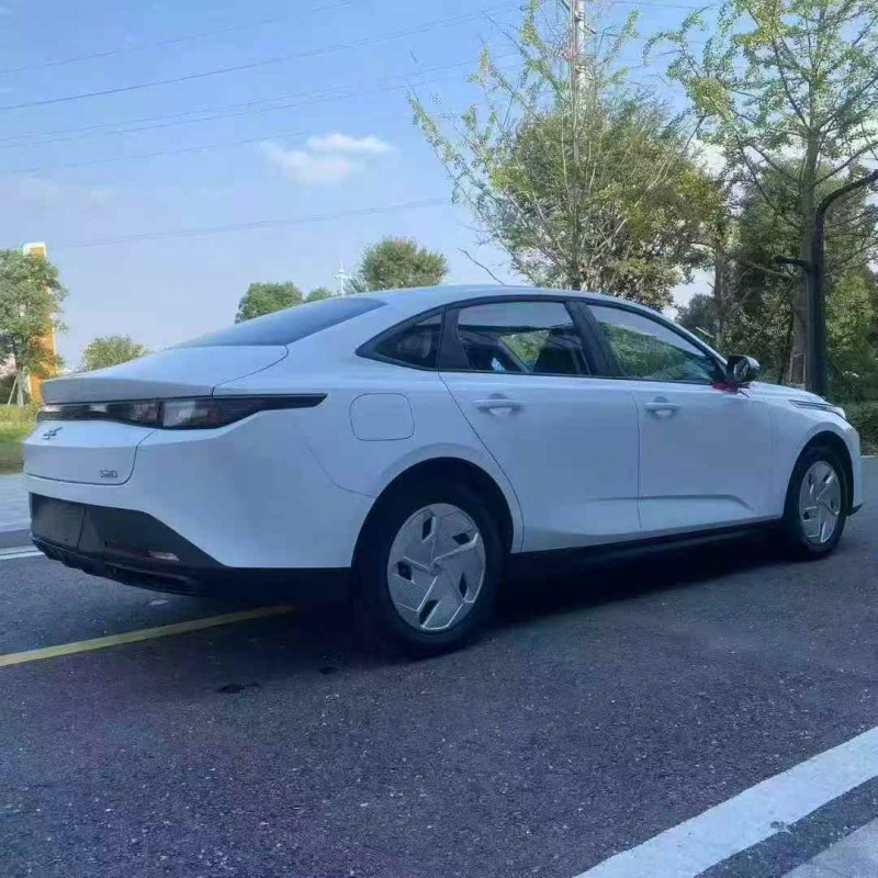 湘潭25年长安汽车欧尚7