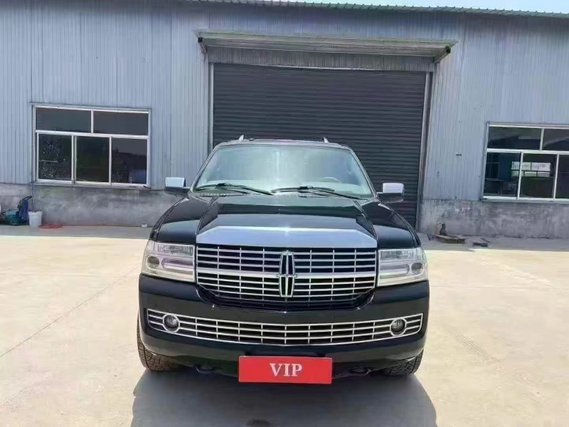 枣庄12年林肯领航员1