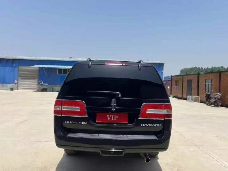 枣庄12年林肯领航员9