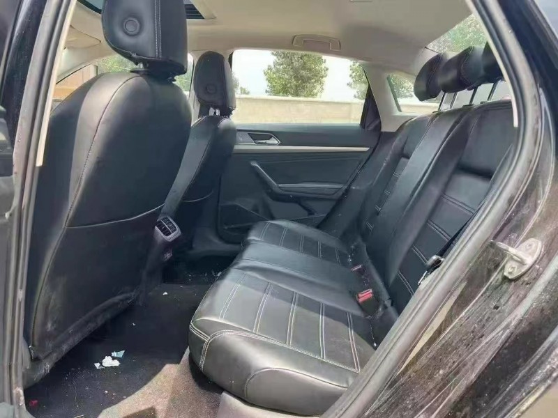 枣庄22年大众朗逸4