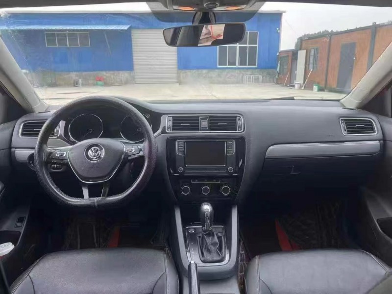 枣庄19年大众速腾6