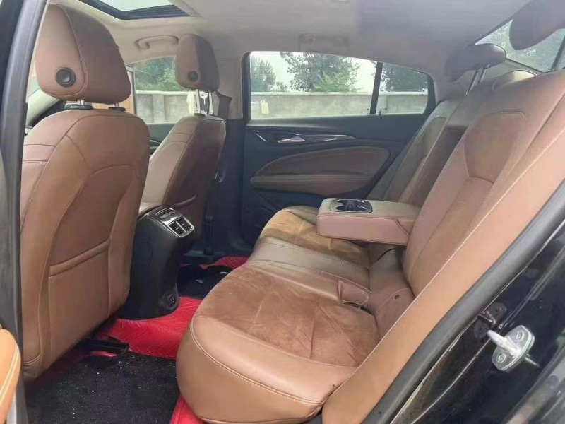 枣庄21年别克君威4