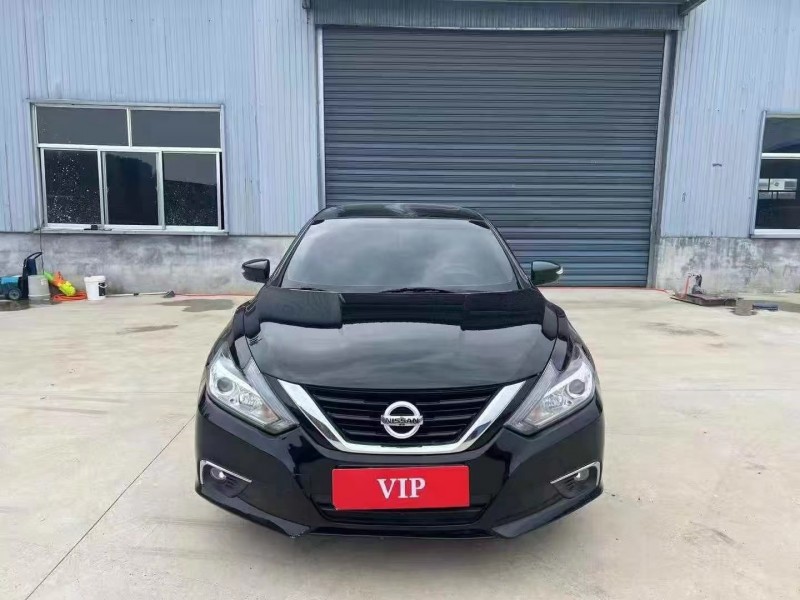 枣庄18年日产天籁1