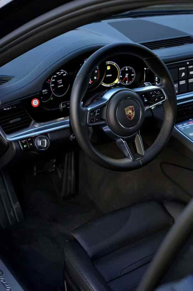 石家庄19年保时捷帕拉梅拉4