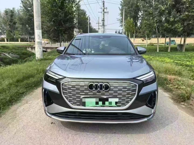 嘉兴23年奥迪Q41