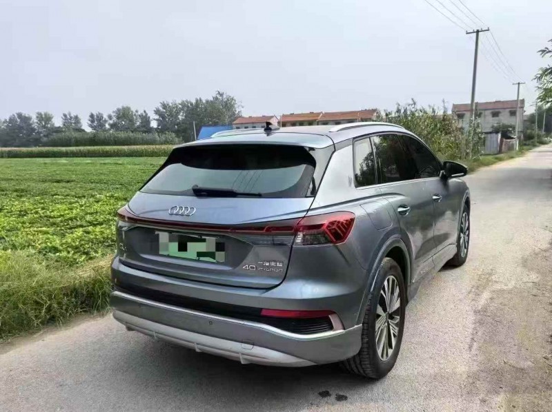 嘉兴23年奥迪Q48