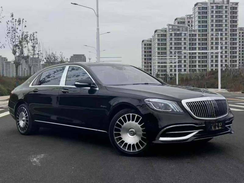 唐山17年奔驰迈巴赫S级2