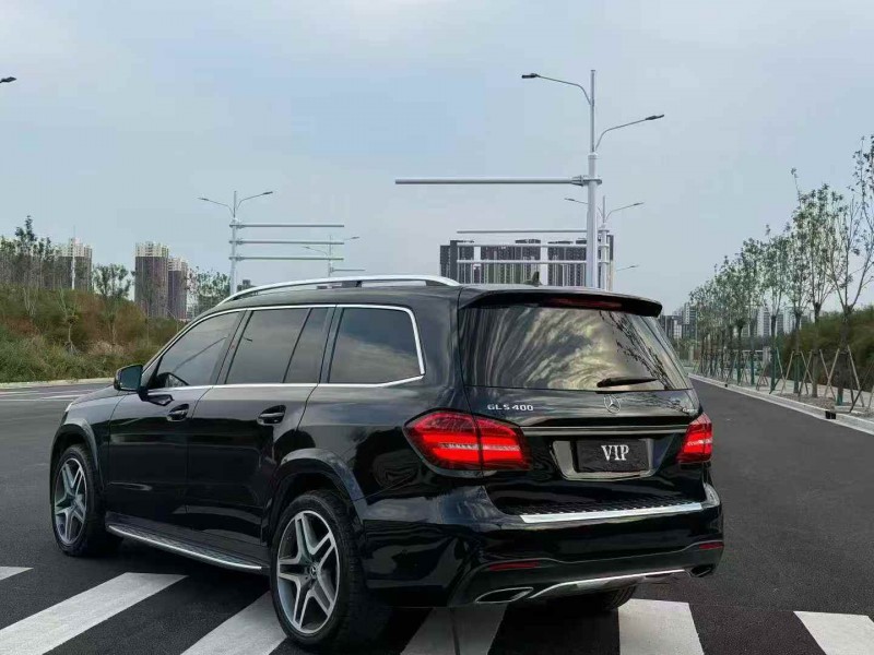 秦皇岛19年奔驰GLS7