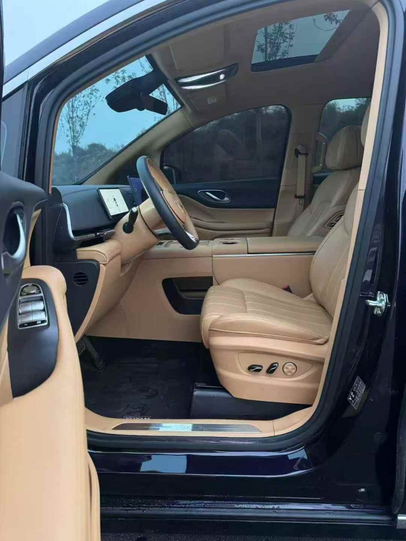 邢台25年岚图汽车梦想家6