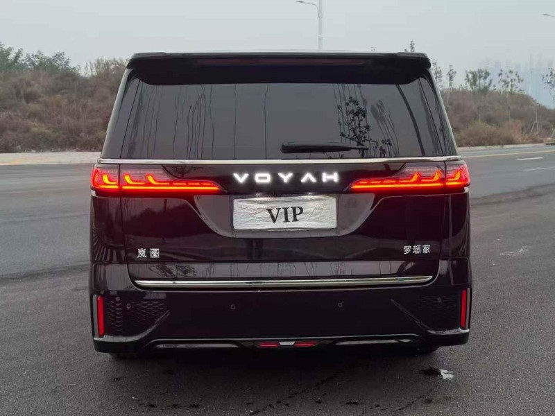 邢台25年岚图汽车梦想家9