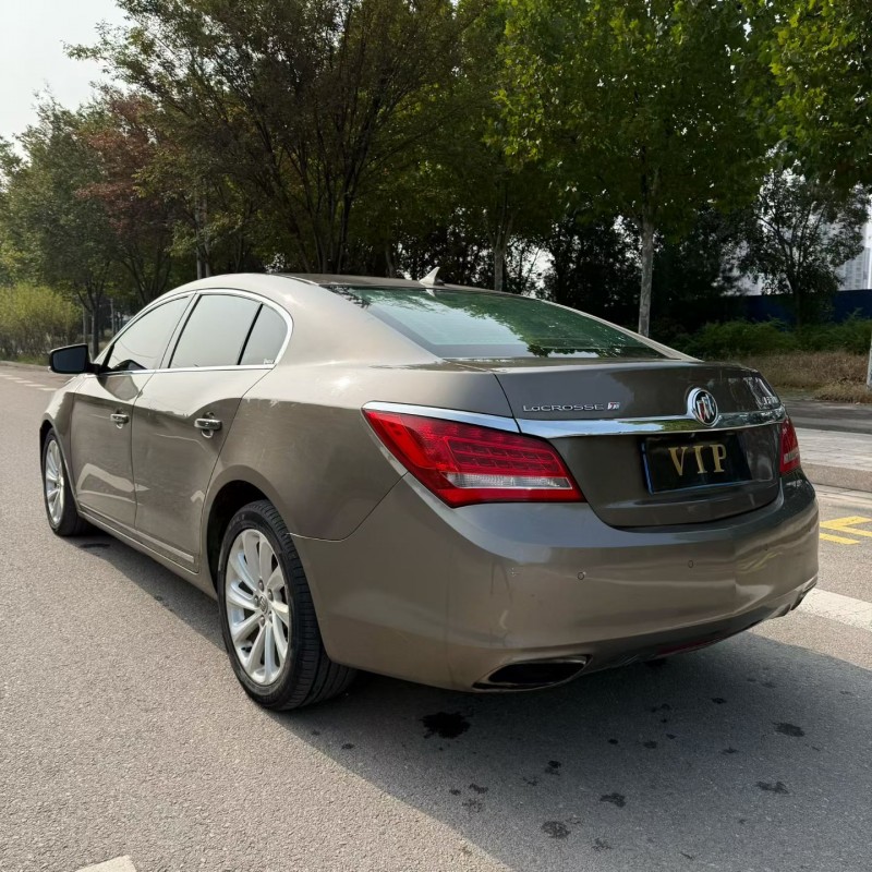 枣庄14年别克君越8