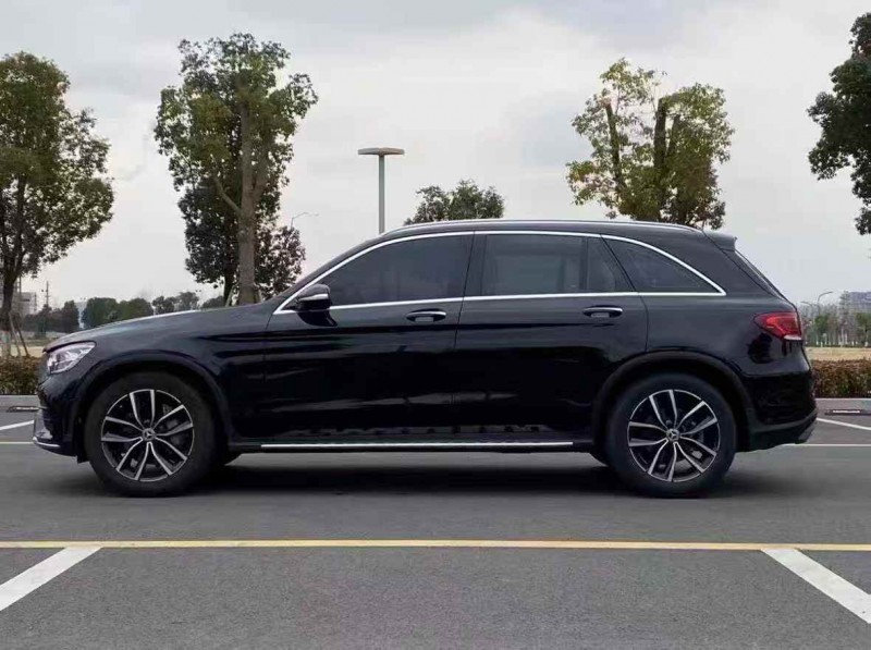 枣庄20年奔驰GLC2