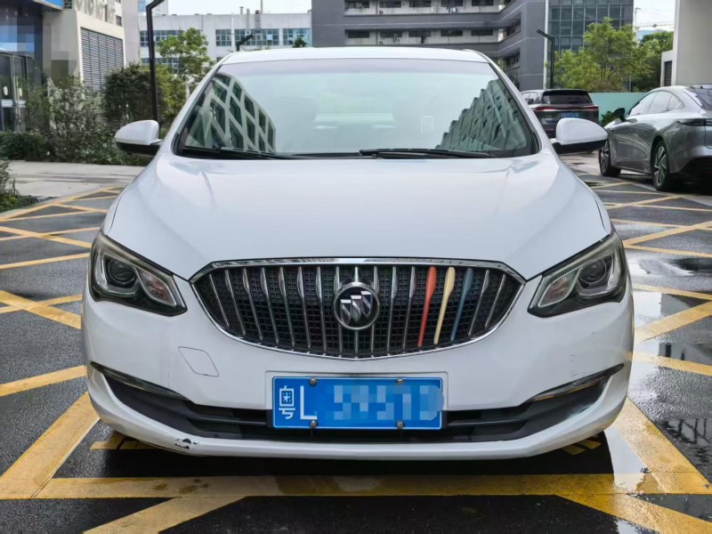 深圳17年别克英朗1