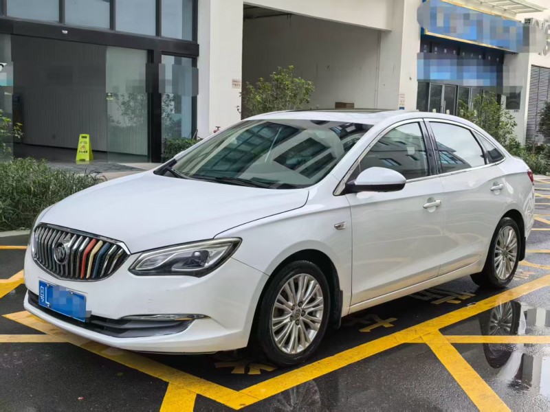 深圳17年别克英朗6