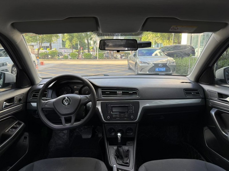 深圳21年大众朗逸3