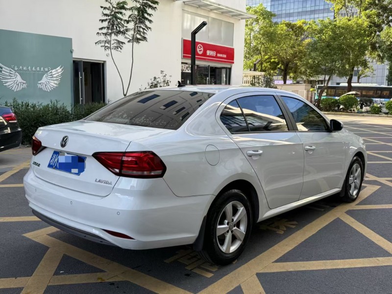 深圳21年大众朗逸9