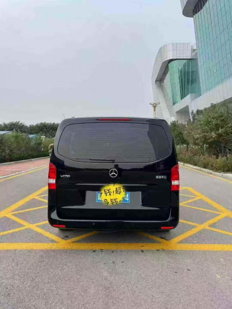 唐山19年奔驰威霆6