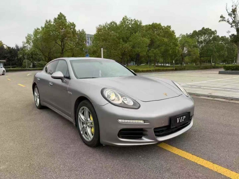 苏州14年保时捷帕拉梅拉2